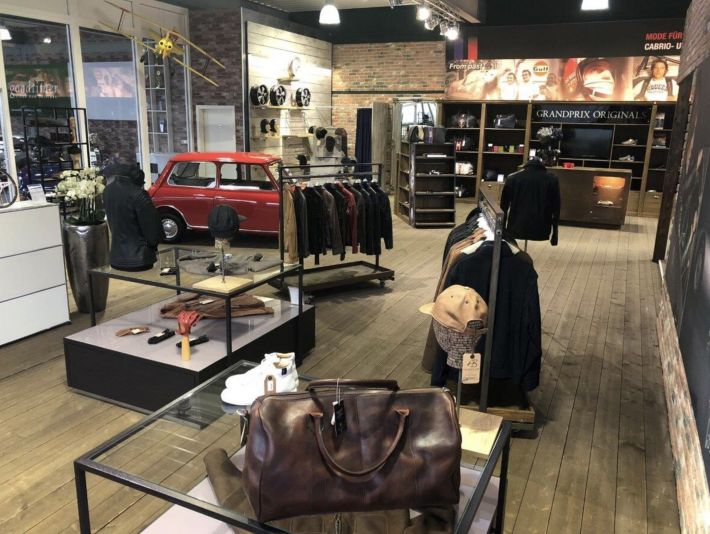 Advents-Auktion mit Apéro im Oldtimer Zentrum Ostschweiz 2024