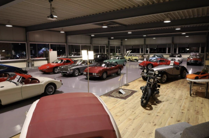 Advents-Auktion mit Apéro im Oldtimer Zentrum Ostschweiz 2024