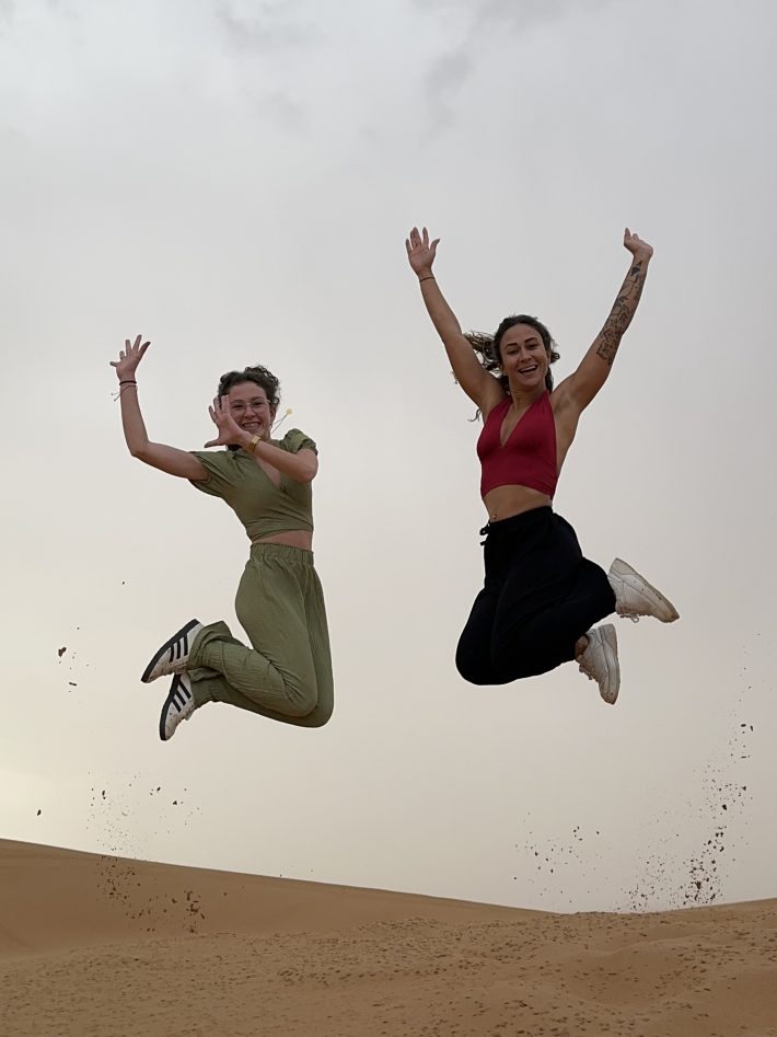 Dubai: Unique SUNRISE 4WD Red Dunes Safari Tour